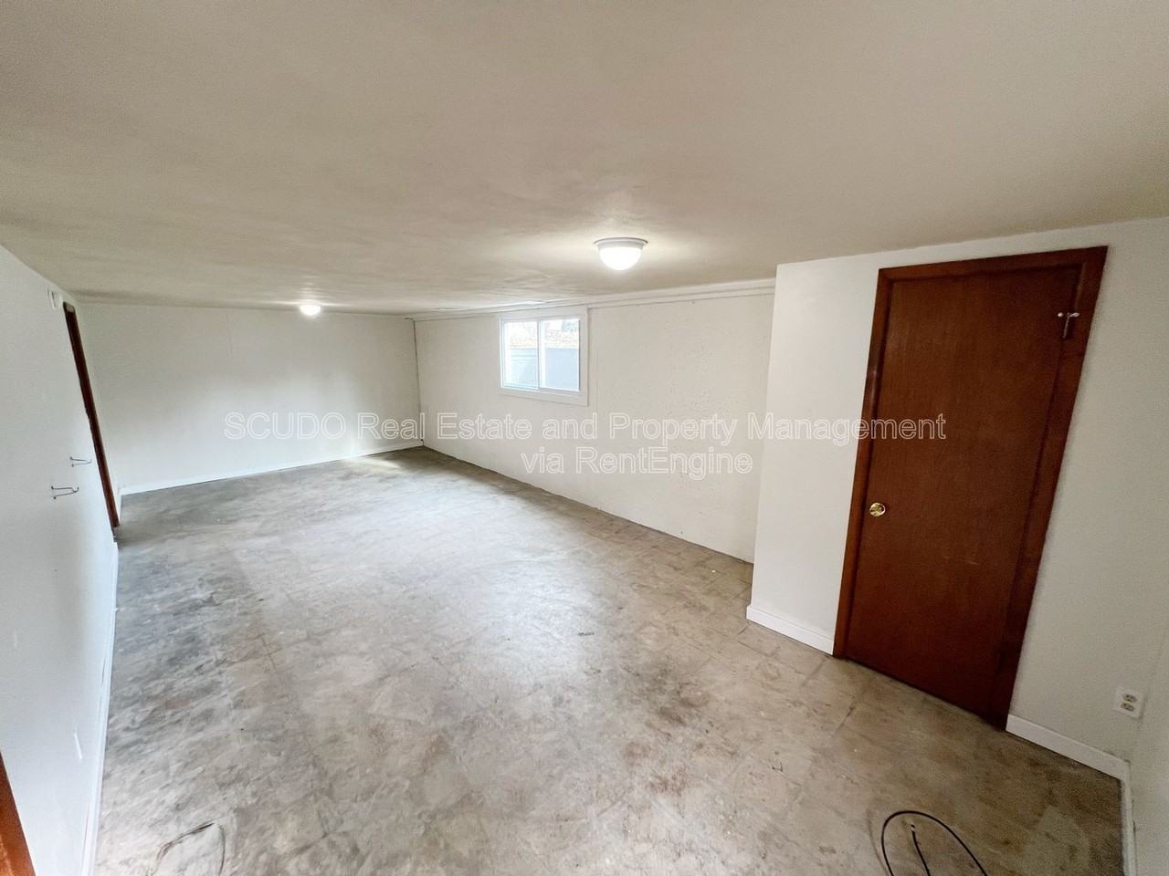 2320 S Grand Ave - Photo 7 of 17