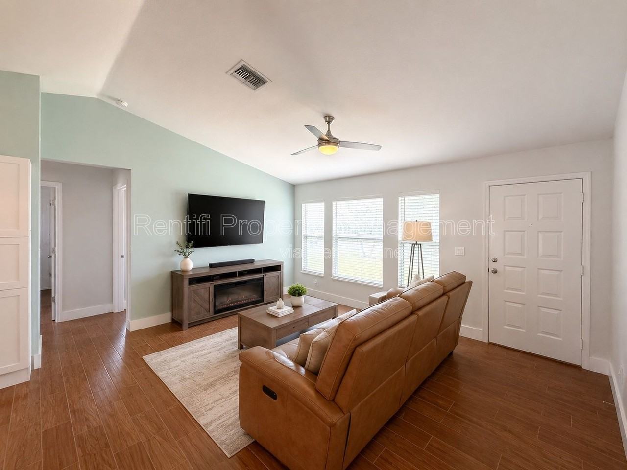 1309 Se 37th Ter - Photo 5 of 25
