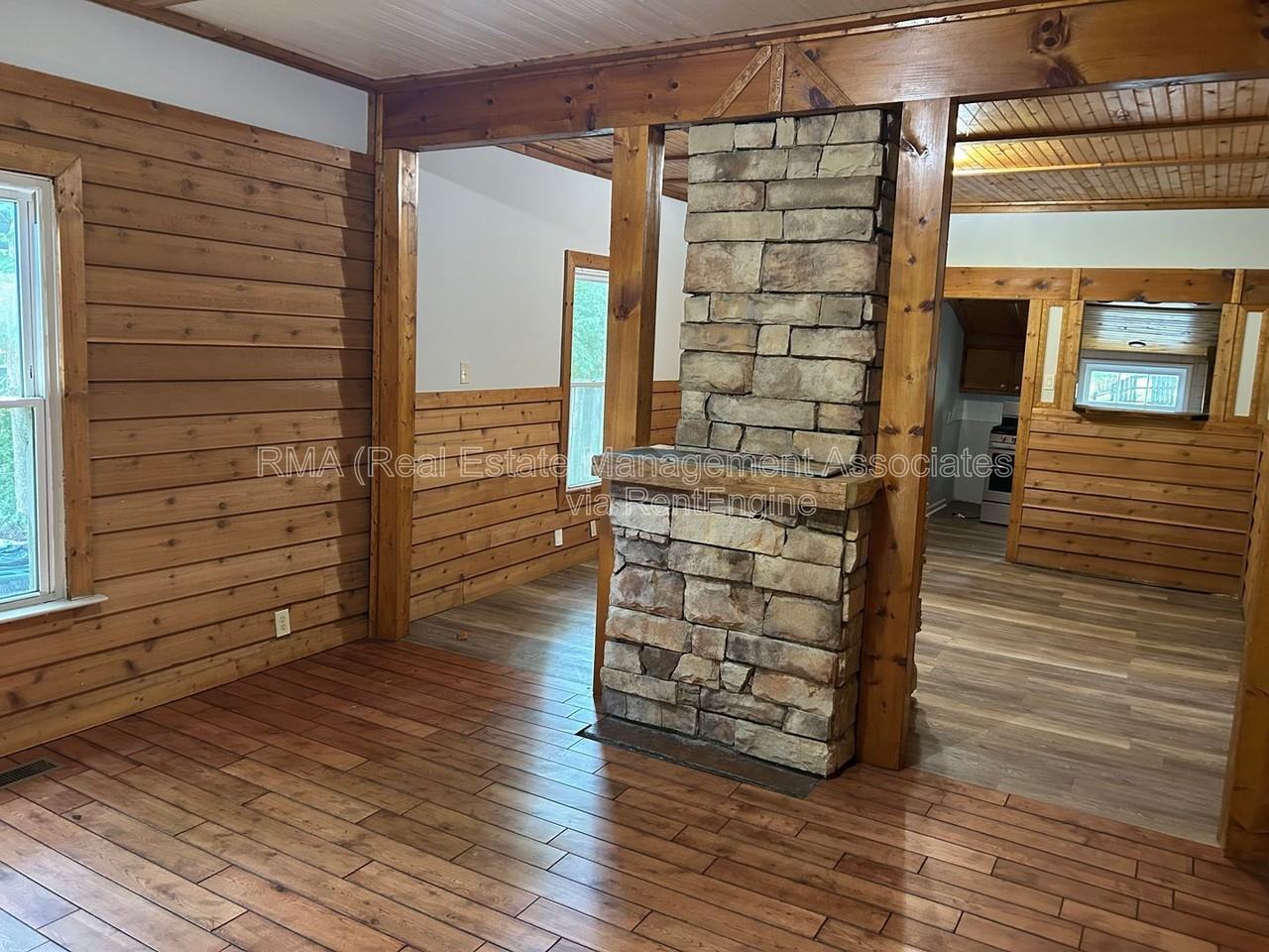 1312 Knox St - Photo 7 of 7