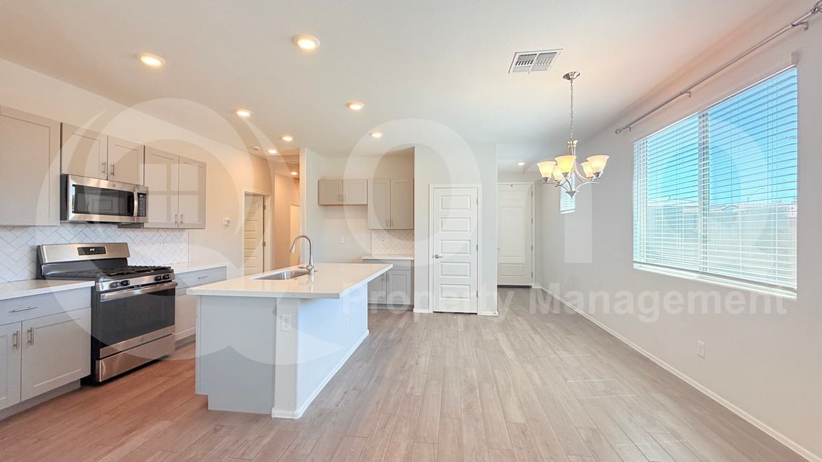 14664 W Valentine St - Photo 3 of 24