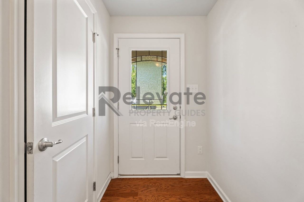 4223 New Hermitage Dr - Photo 6 of 34