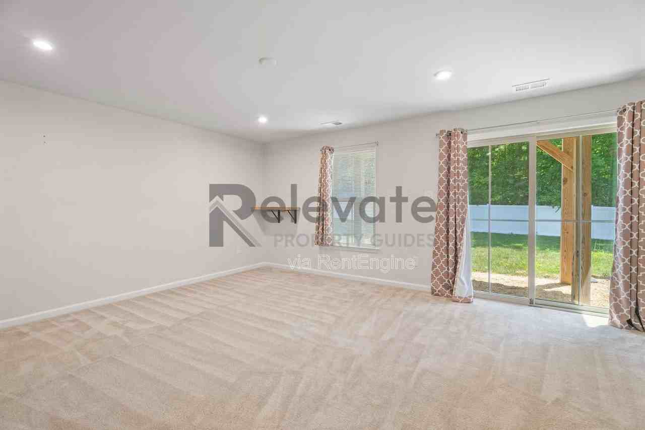 4223 New Hermitage Dr - Photo 7 of 34