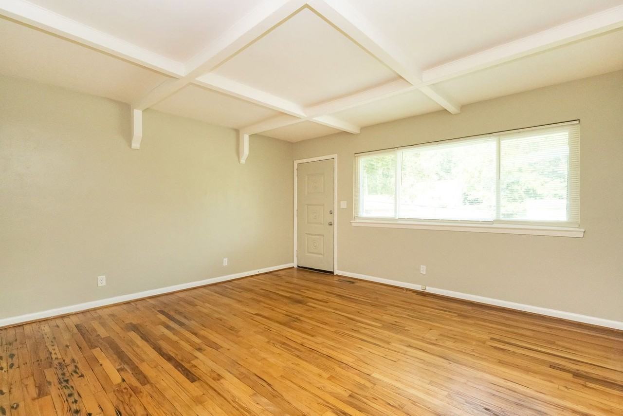 1720 S Seminole Dr #1720 - Photo 6 of 18