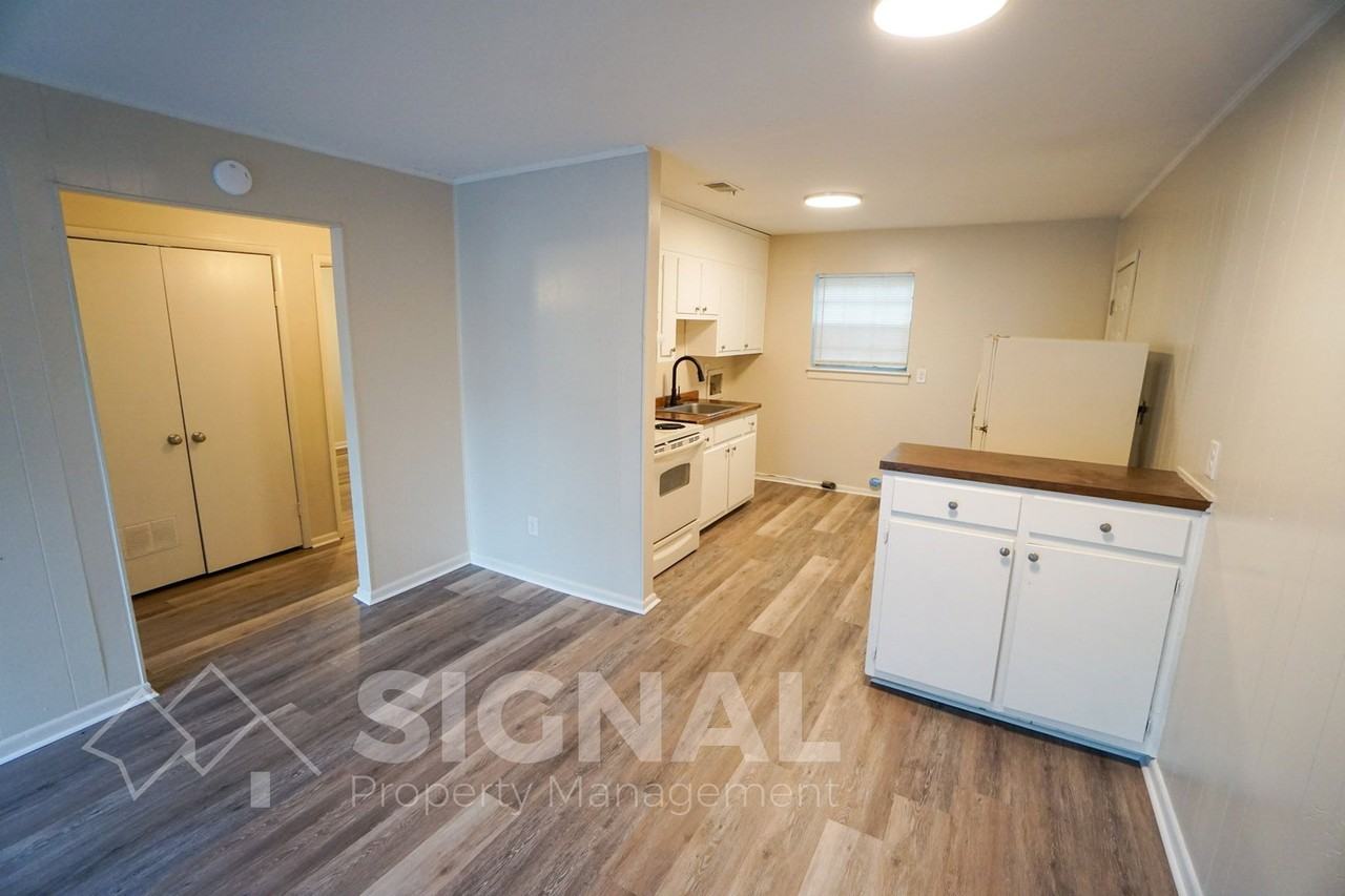 1309 16th St N #1309C - Photo 4 of 9