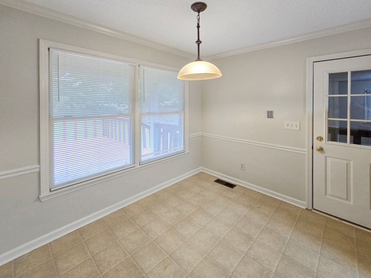 119 Wind Rush Rd - Photo 5 of 19