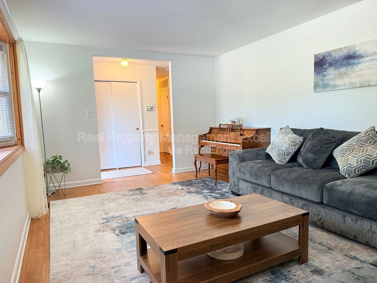 120 E Rowan St - Photo 7 of 50