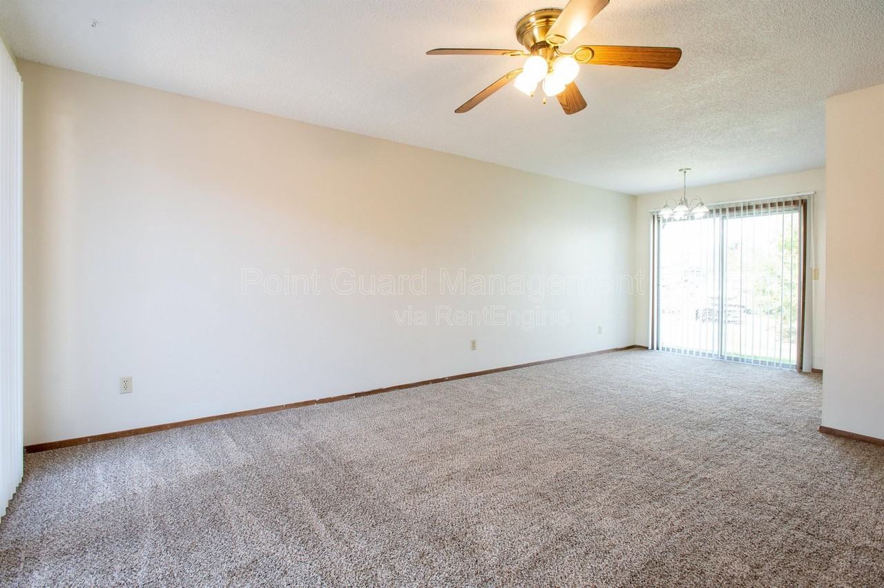 140 E 31st St S #M308