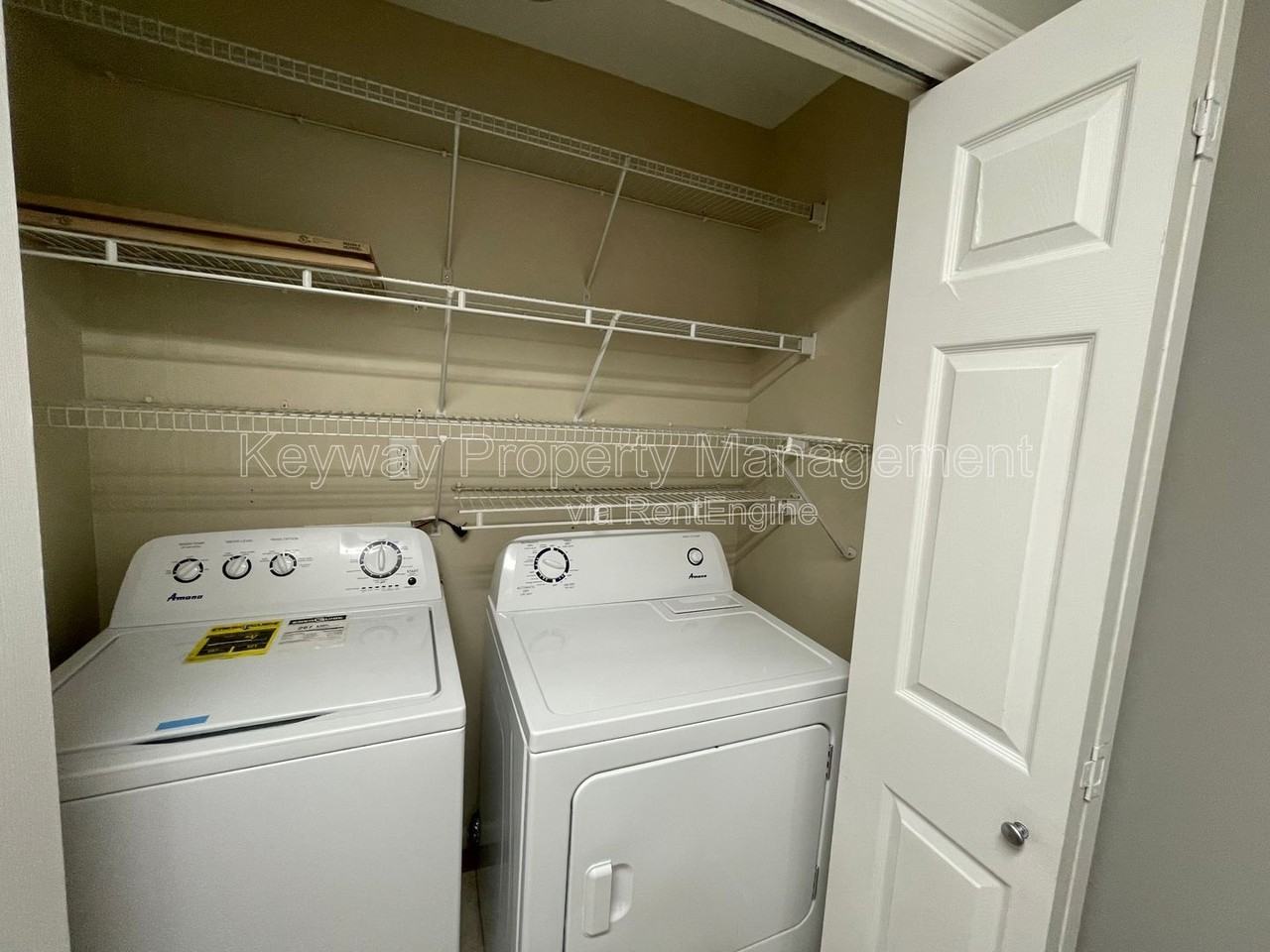 445 Northrop Pl - Photo 7 of 12