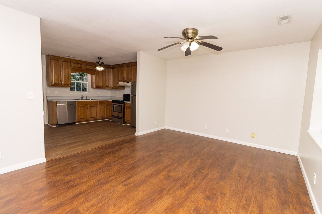 333 Withrow Rd #333 - Photo 5 of 17