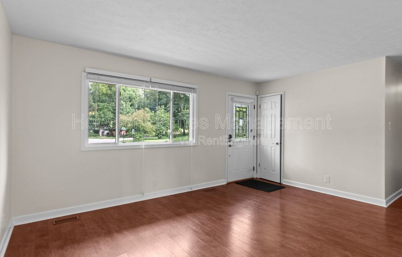 1160 Birnam Woods Trl - Photo 2 of 17