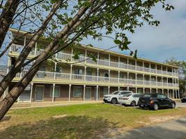 featured image of 411 E 5th St #18