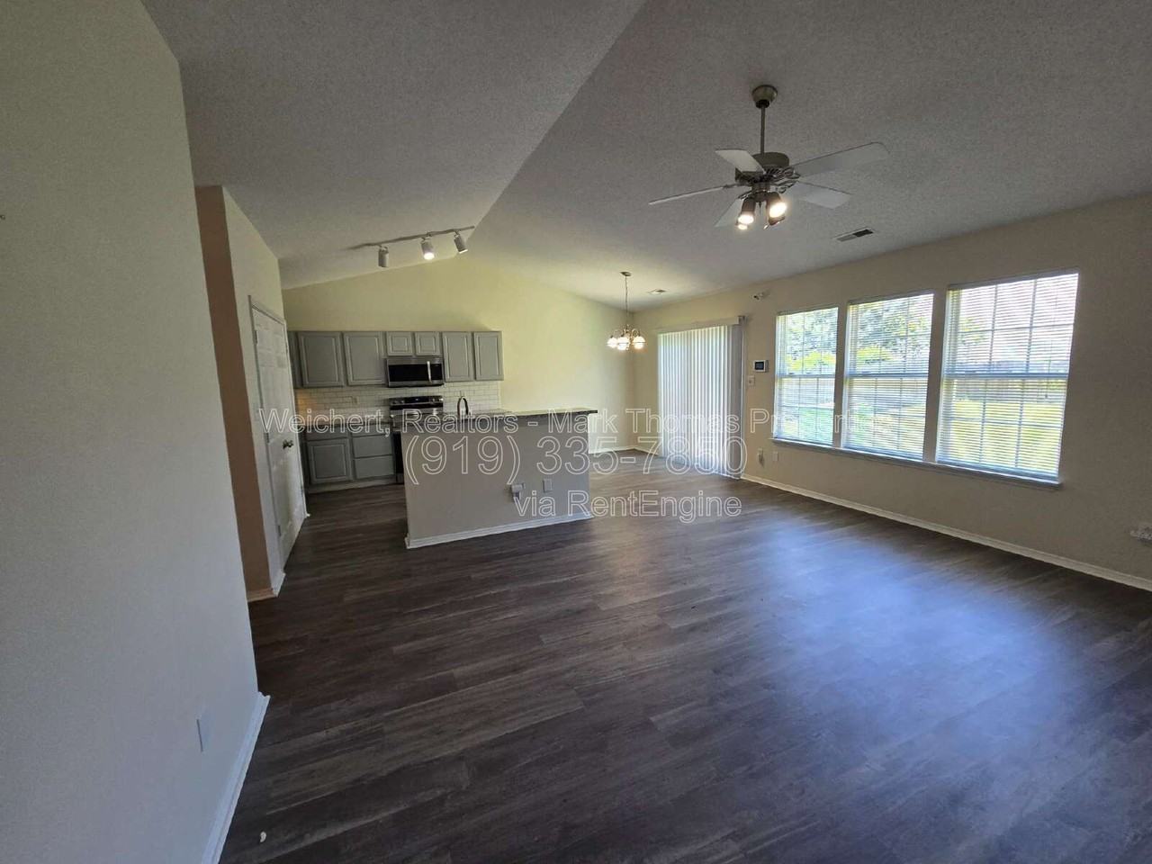 6308 Saybrooke Dr - Photo 6 of 17