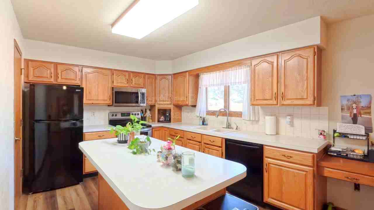 3209 White Elm Ct - Photo 7 of 23
