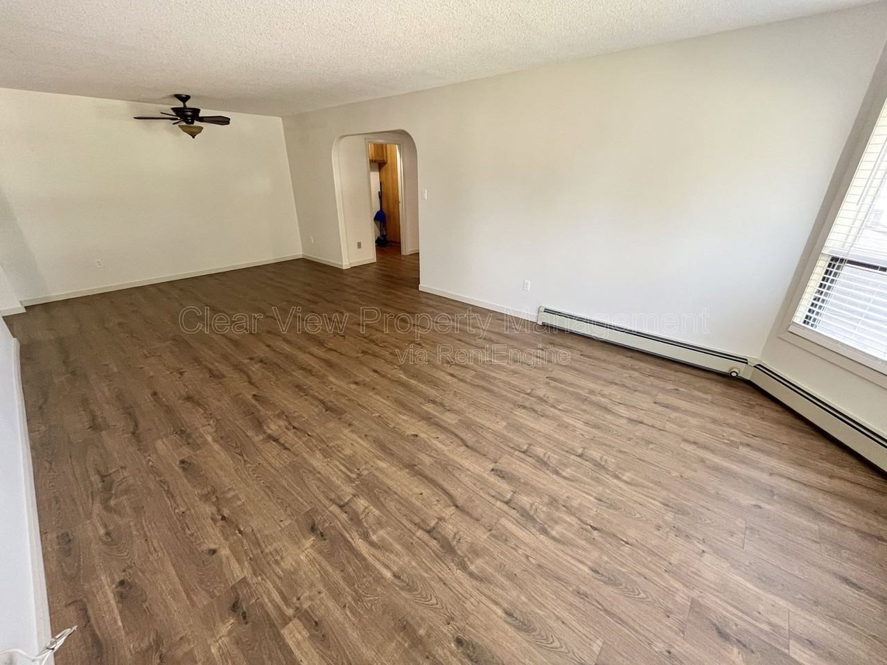 5015 51 St #203 - Photo 5 of 16