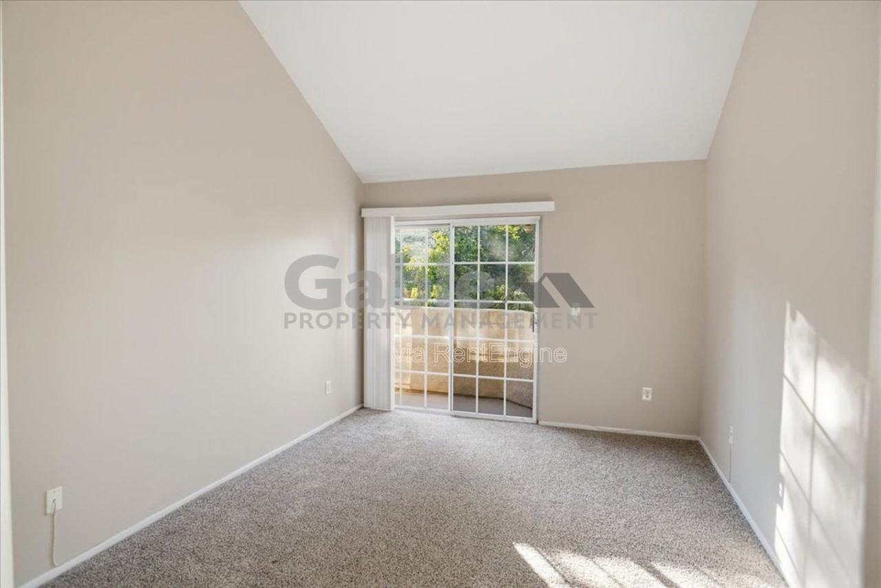 24131 Del Monte Dr #184 - Photo 6 of 18