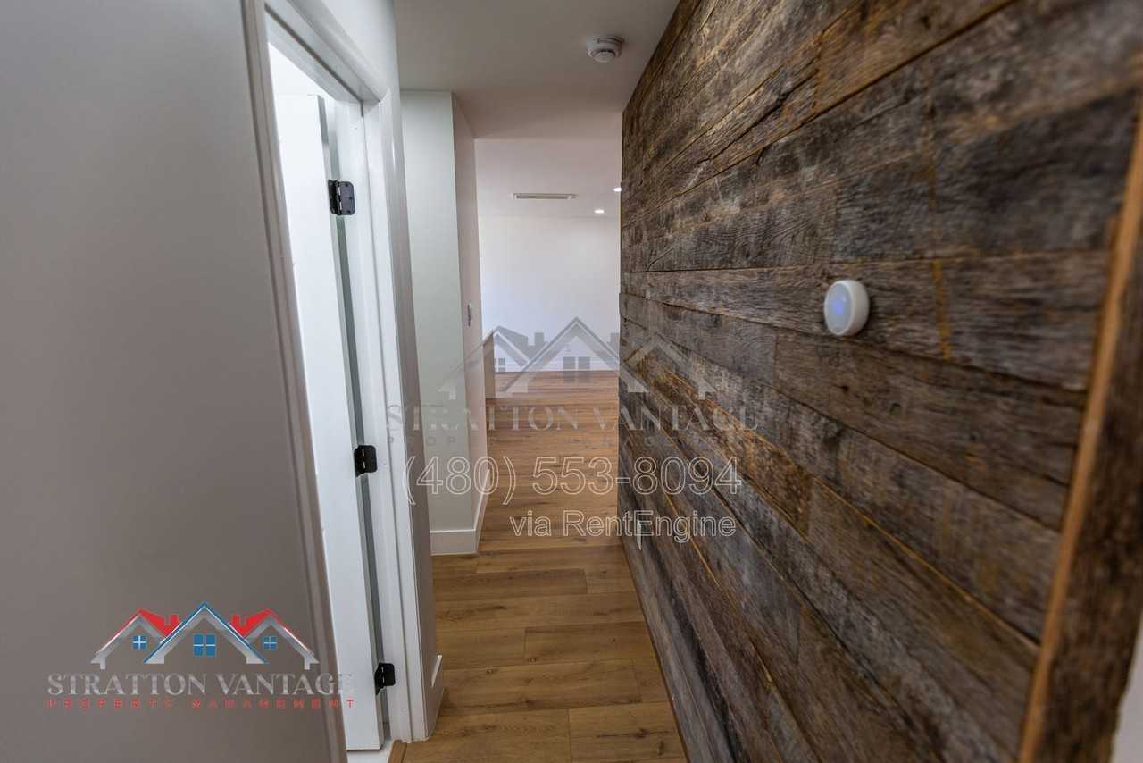 4826 E Avalon Dr - Photo 6 of 38