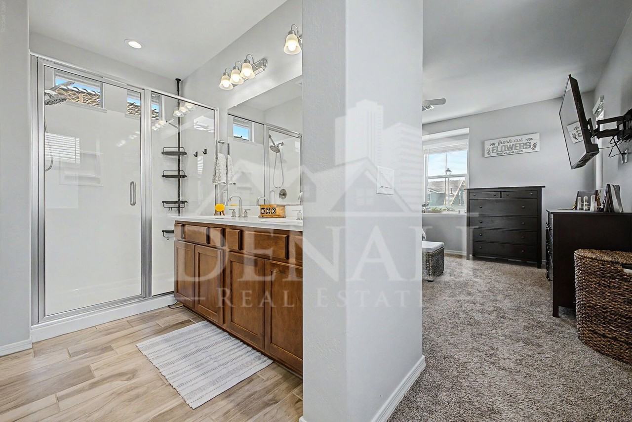 4260 E Jesse St - Photo 7 of 37