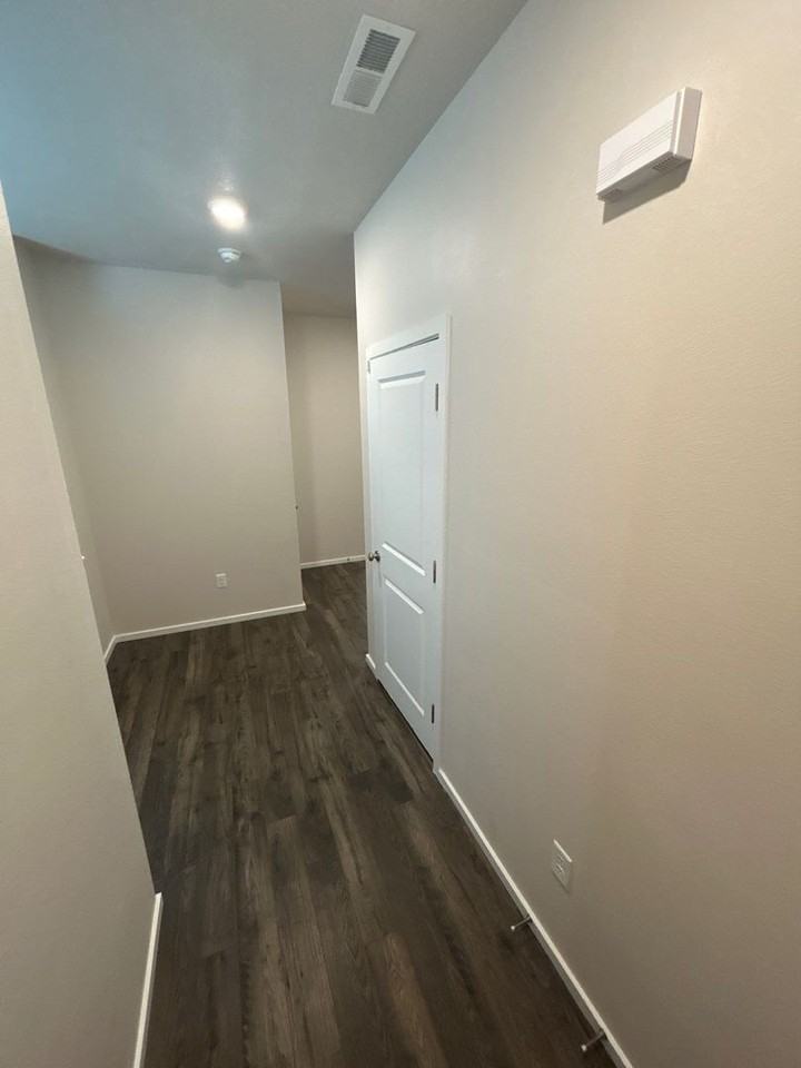 4809 Thyme Ave Ne - Photo 2 of 38