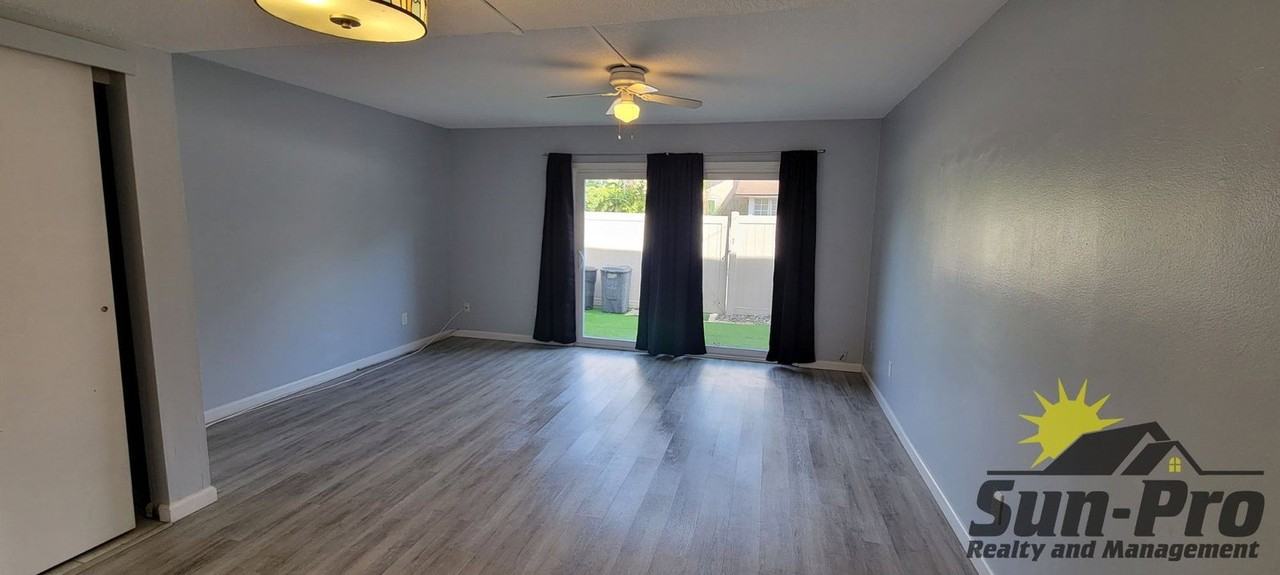 407 Lytle Ave - Photo 3 of 12