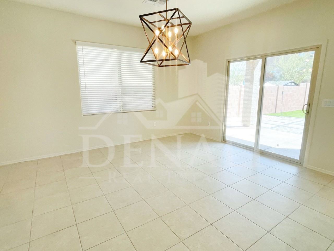 866 E Artesia Pl - Photo 3 of 32