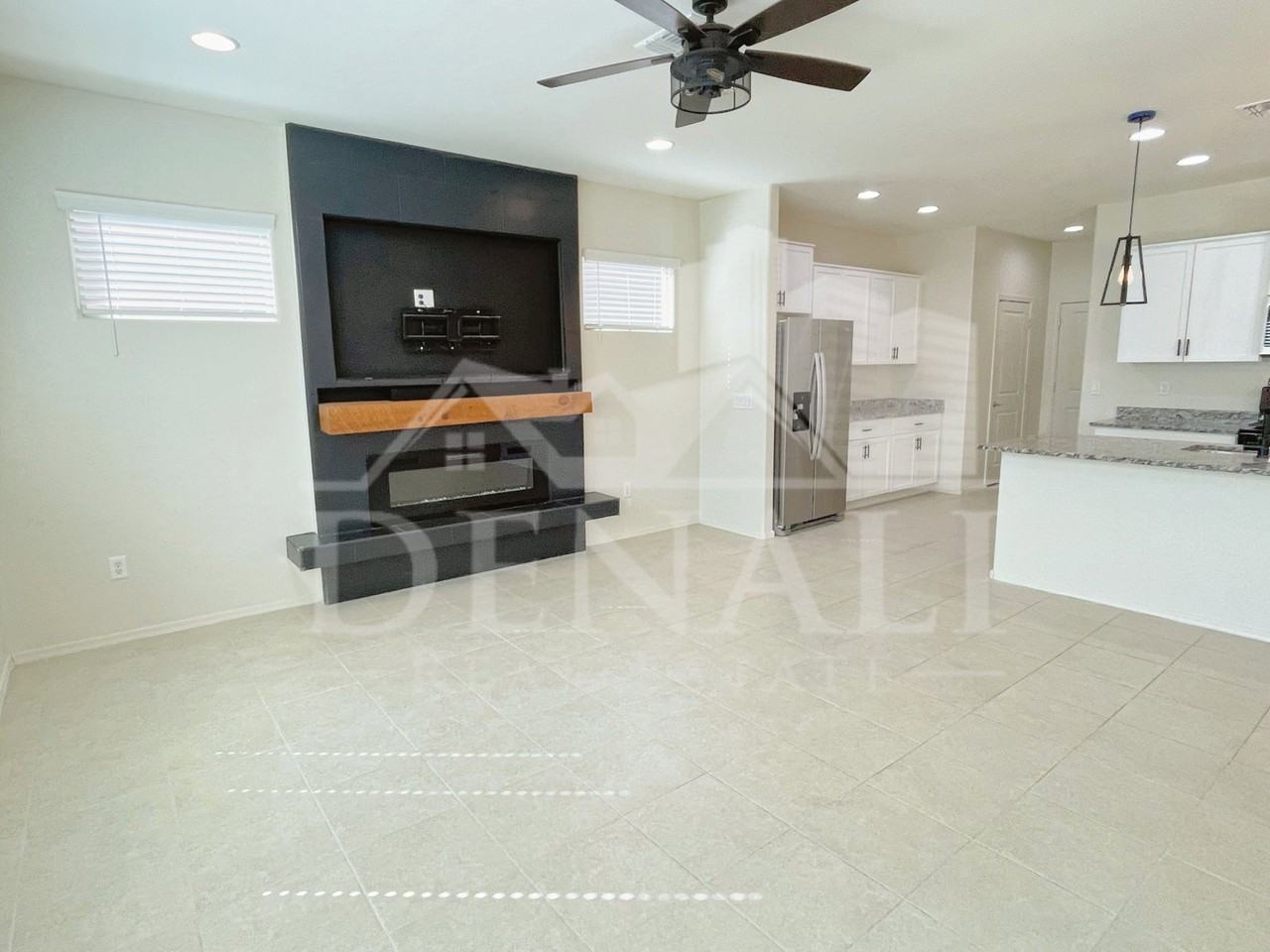 866 E Artesia Pl - Photo 7 of 32