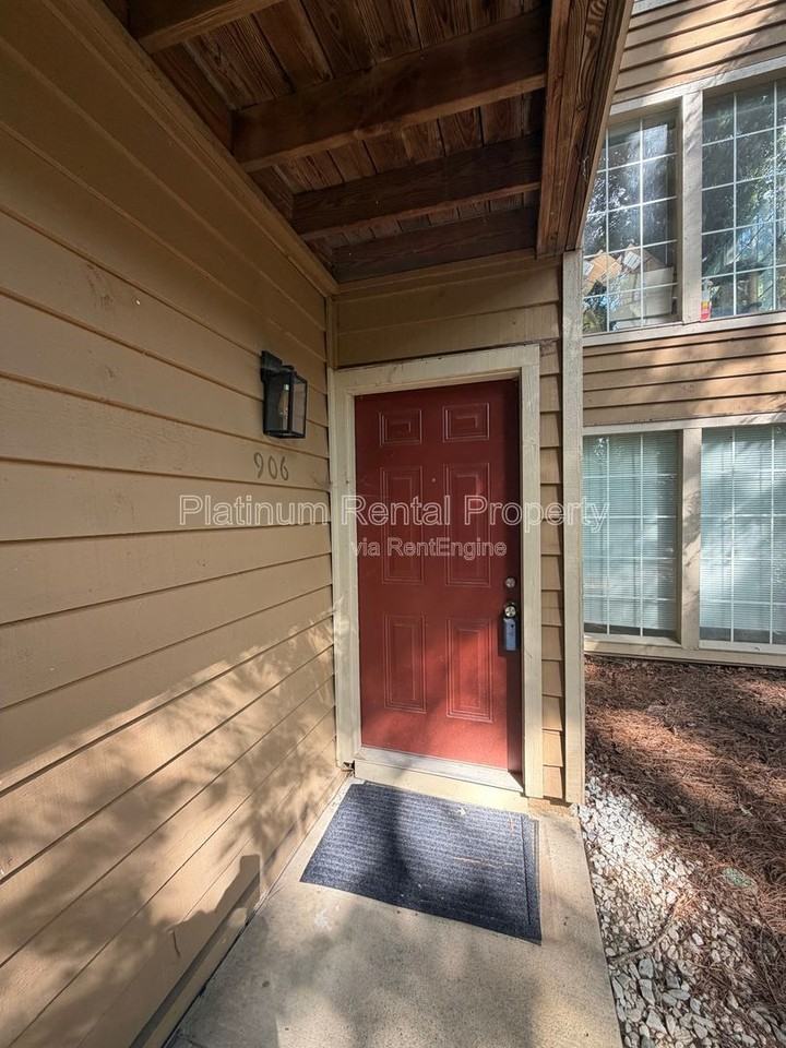 906 Country Park Dr - Photo 4 of 24