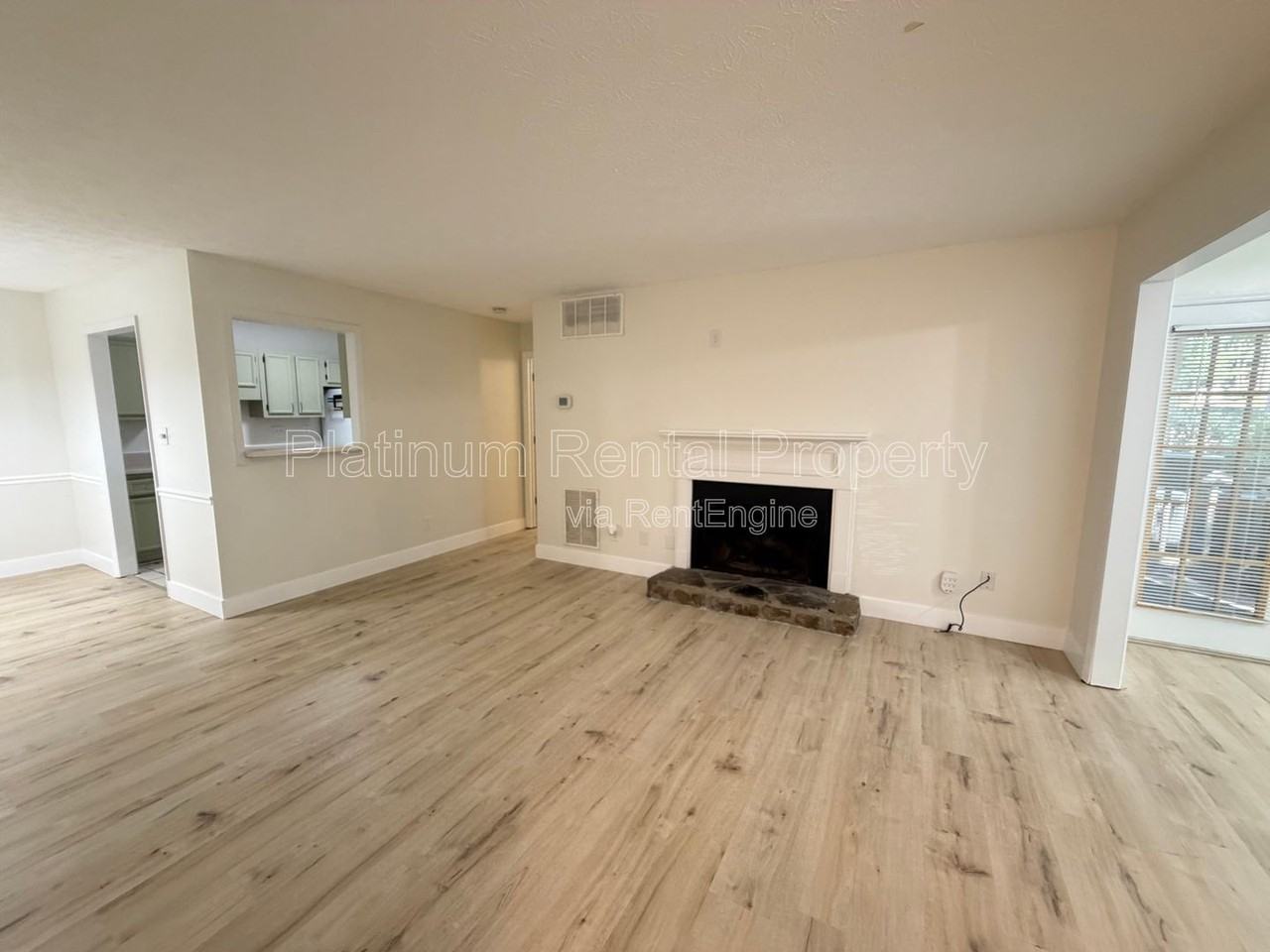 906 Country Park Dr - Photo 5 of 24