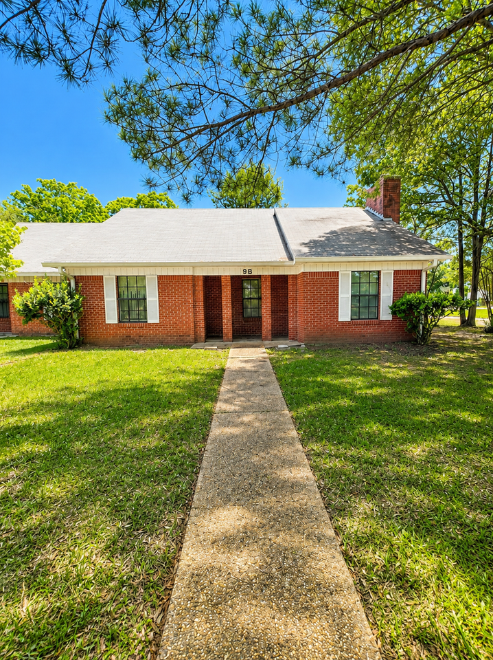 9B River Oaks Pl
