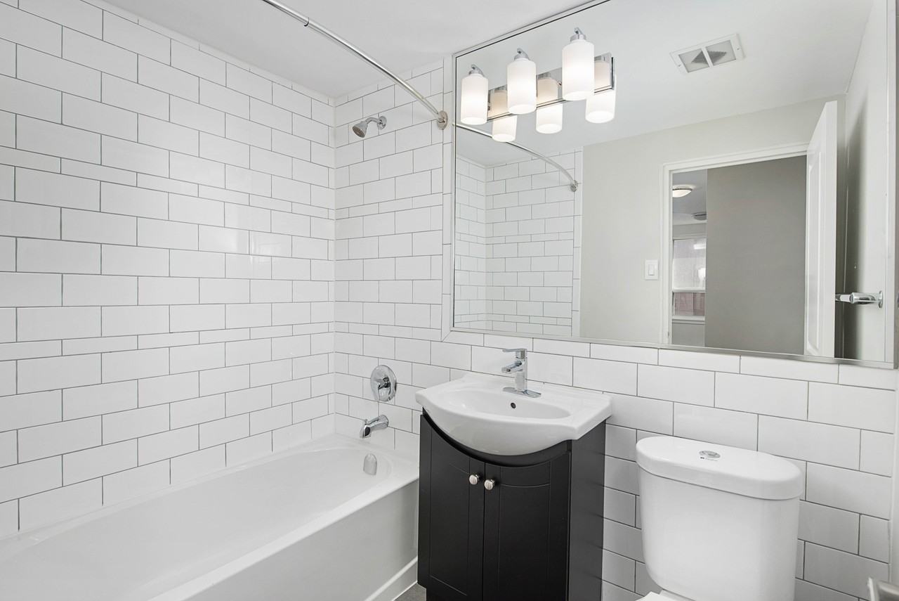66 Spadina Road - Photo 7 of 27