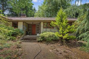 featured image of 920 Sw Stephenson Ct
