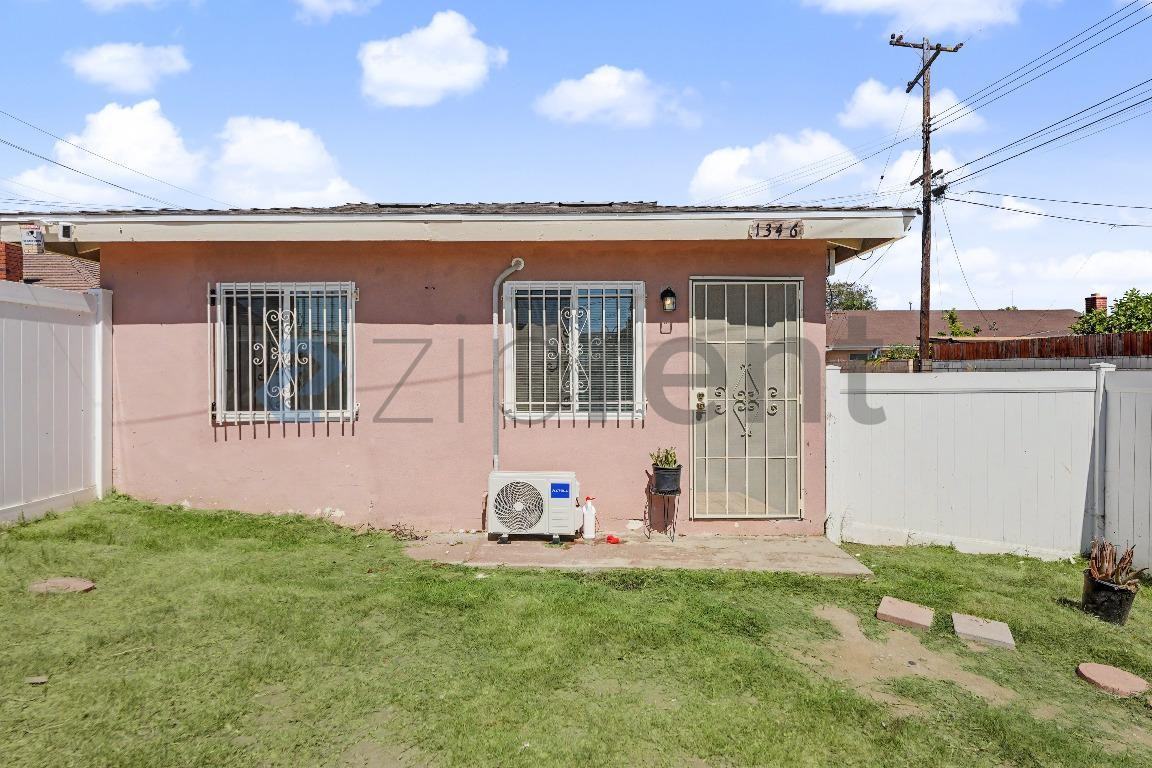 1346 San Bernardino Ave - Photo 2 of 13