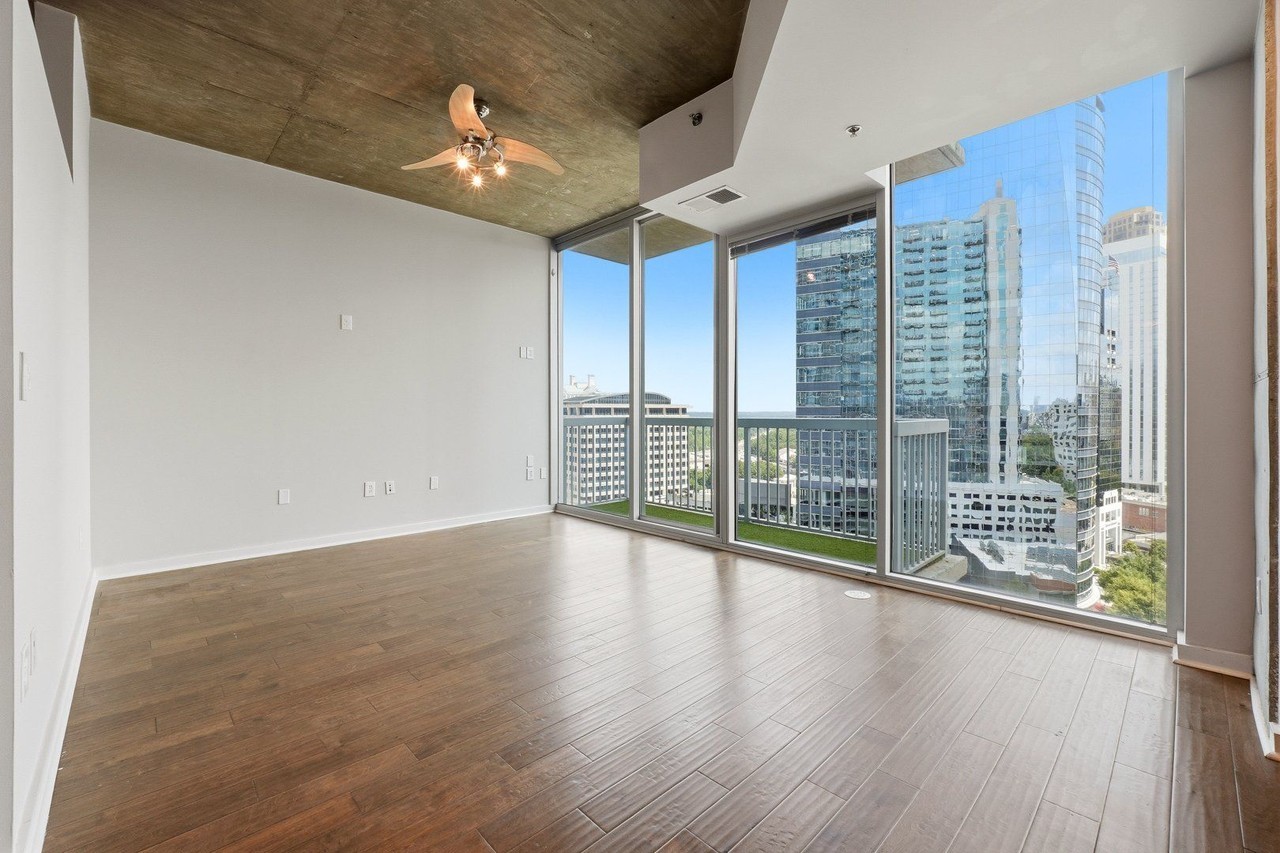 3324 Peachtree Rd - Photo 6 of 41