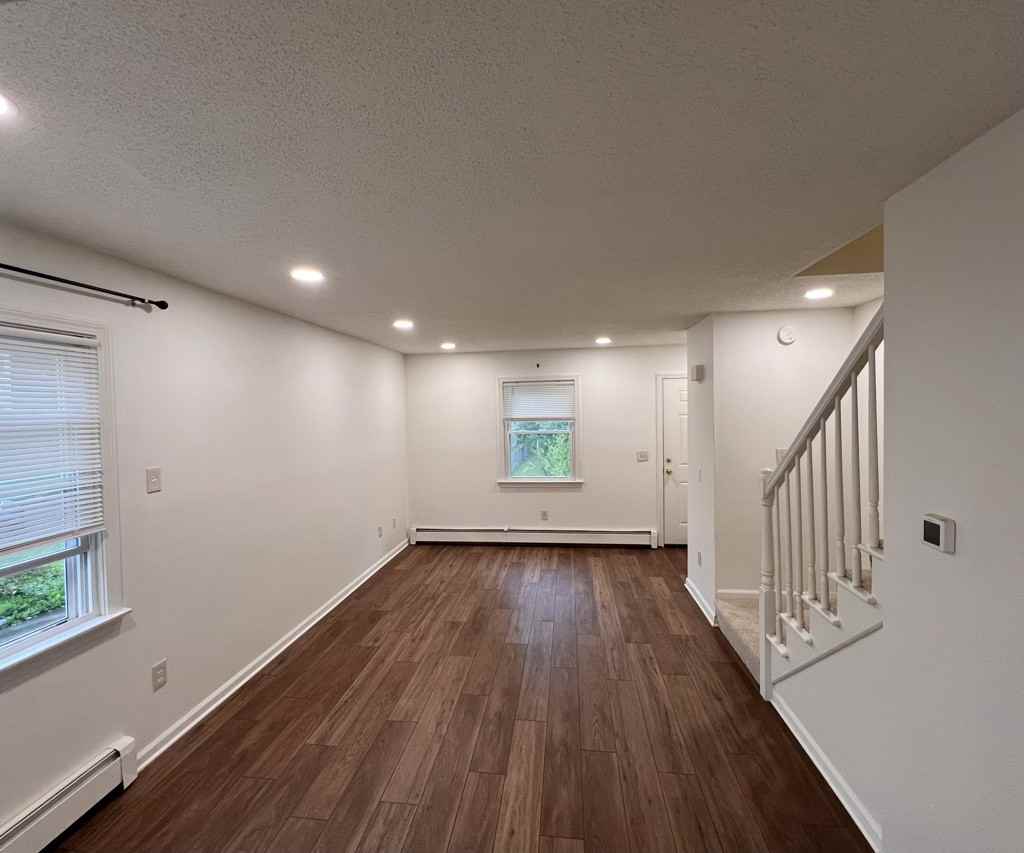 24 Chalmers St #24 - Photo 6 of 20