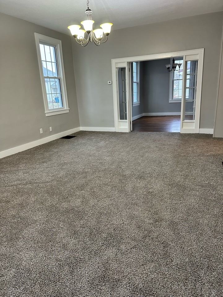 502 Bayou St - Photo 2 of 15