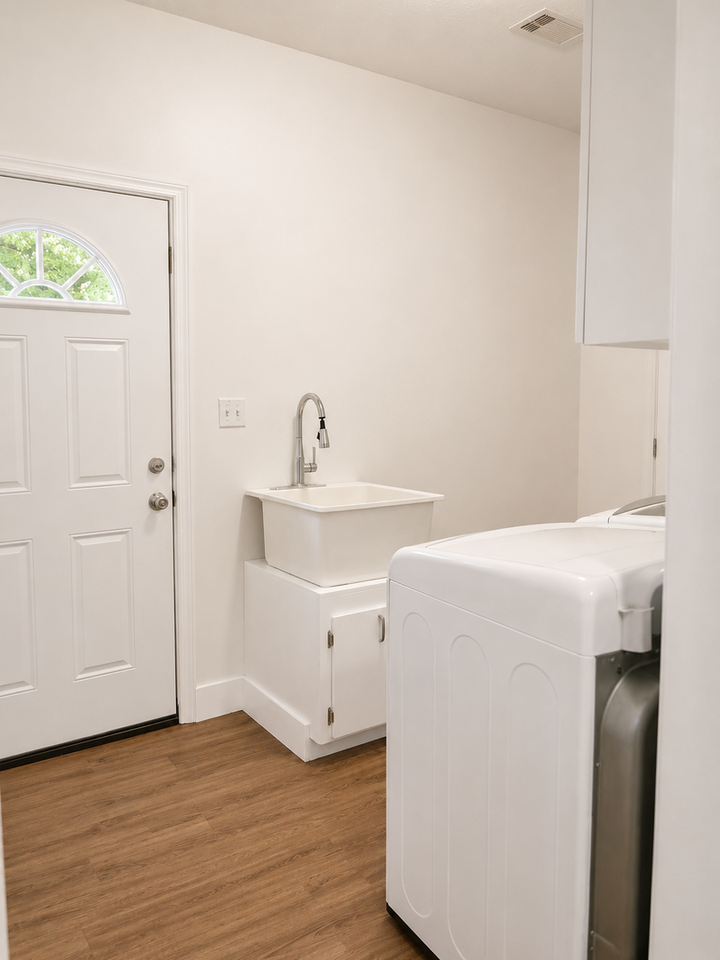 516 Hartfield St - Photo 6 of 16