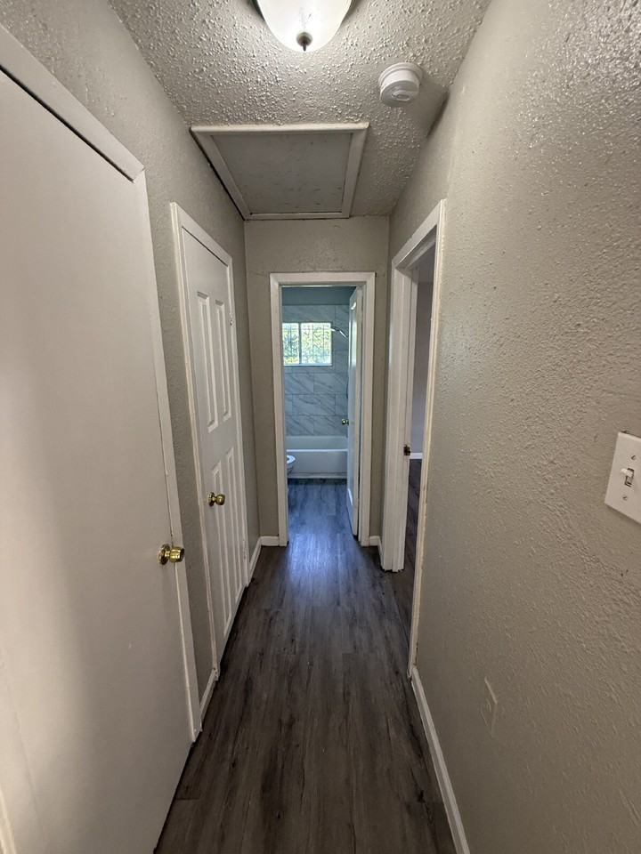 2213 Lea Crest Dr - Photo 7 of 13