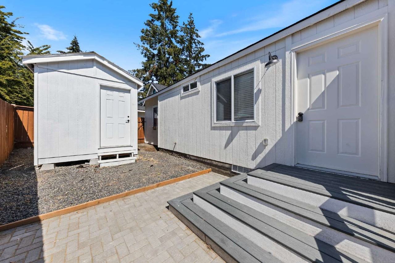 20485 S Highway 99w - Photo 4 of 29