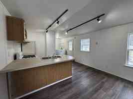featured image of 10 Sand Rd