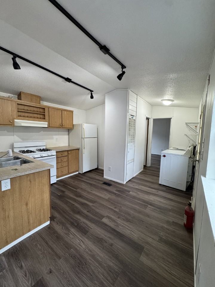 10 Sand Rd - Photo 2 of 2