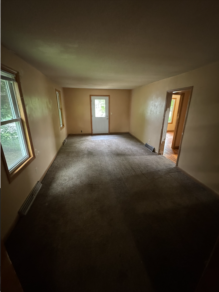 1424 Norwood St - Photo 5 of 7