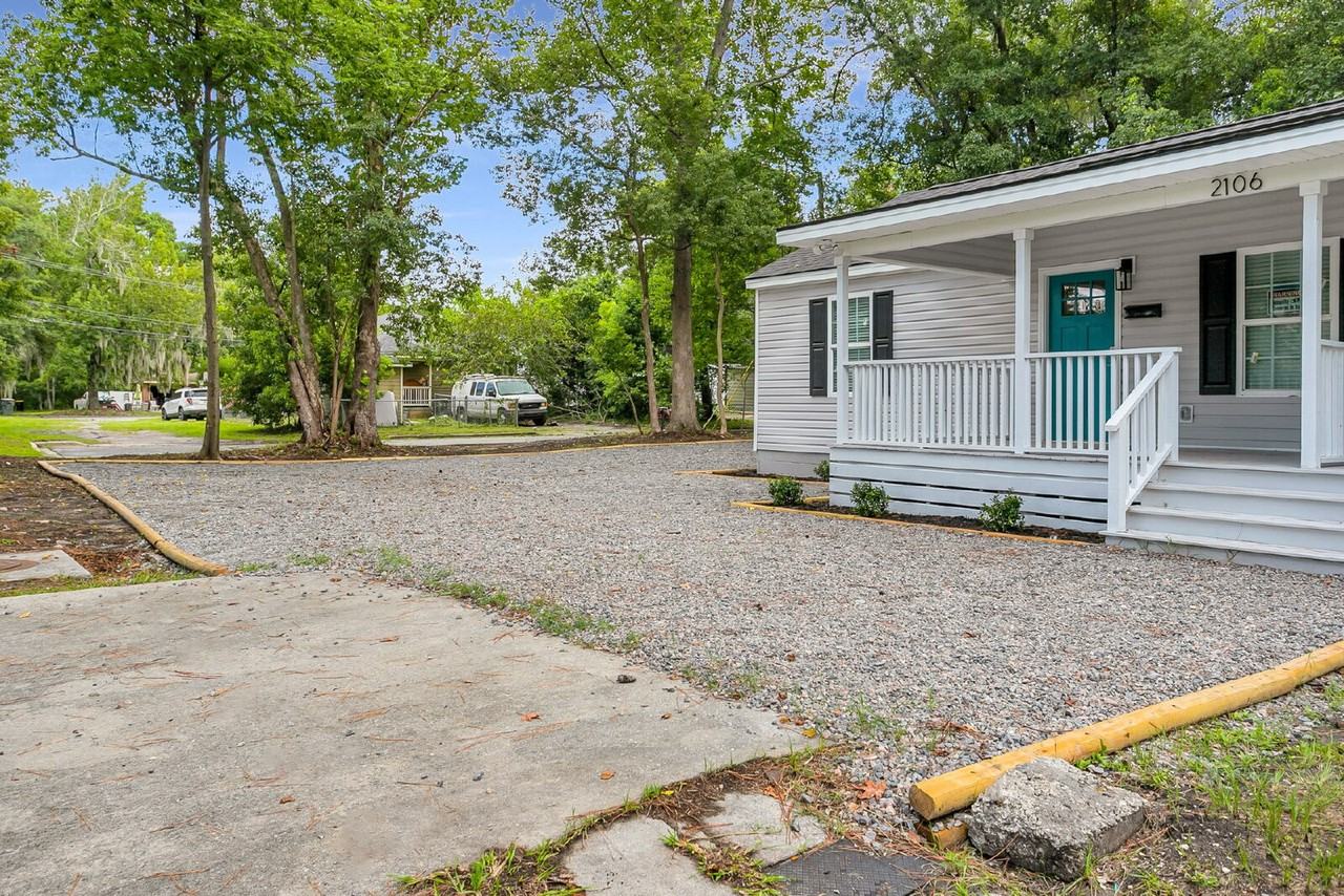 2108 California Ave - Photo 2 of 24