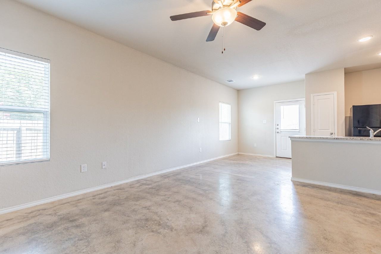 8723 Key Windy Way Unit 1 - Photo 6 of 30