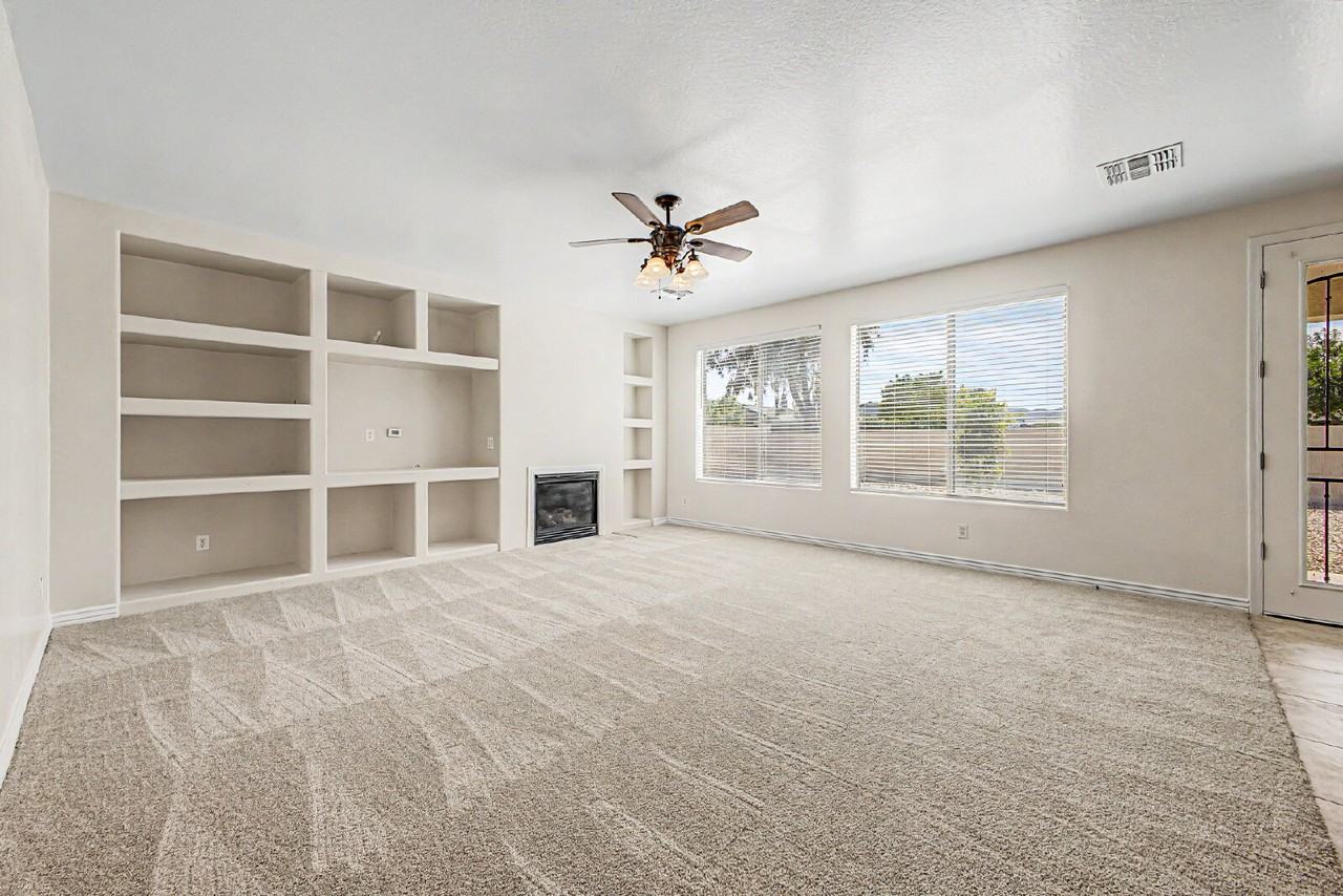16124 N 180th Ln - Photo 7 of 39