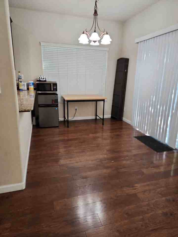 339 Ensenada Dr - Photo 5 of 8