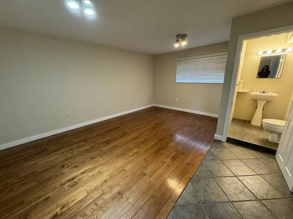 8400 Fairhurst Road - Photo 10