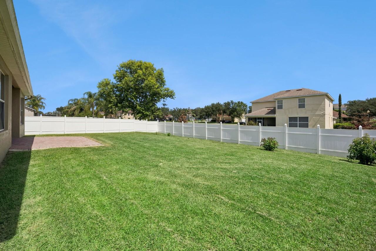 4576 Barbados Loop - Photo 2 of 30