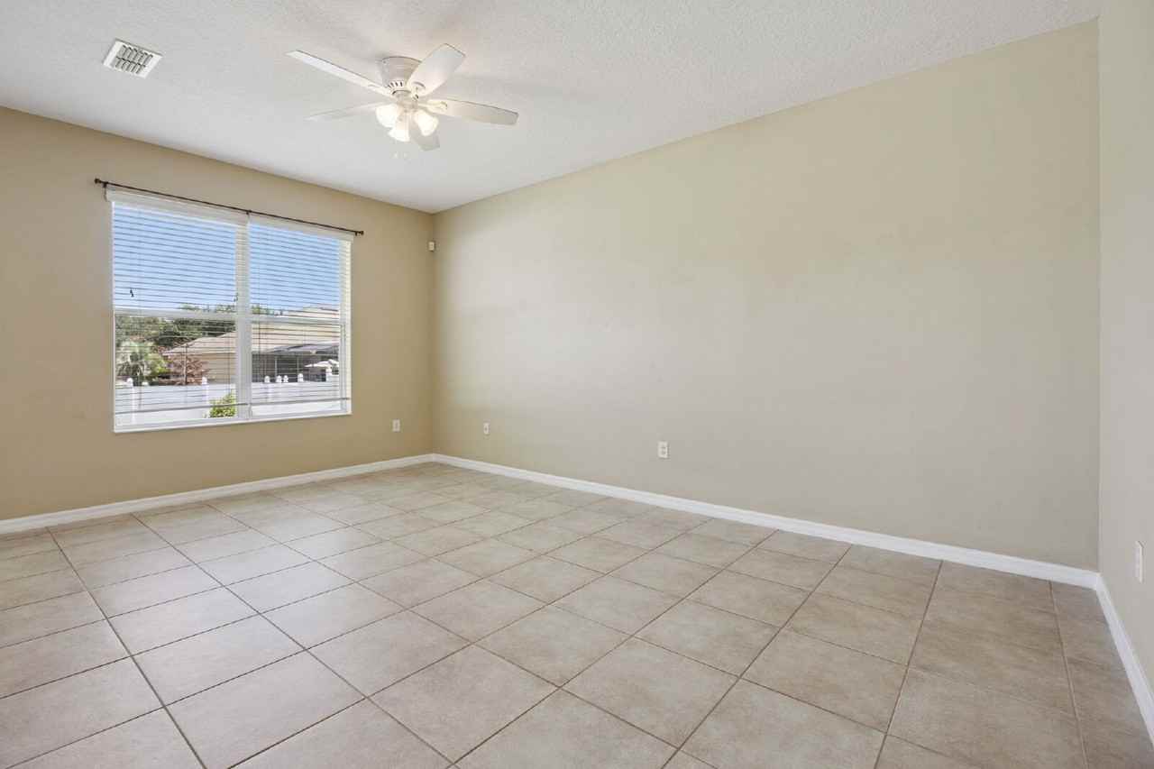 4576 Barbados Loop - Photo 7 of 30