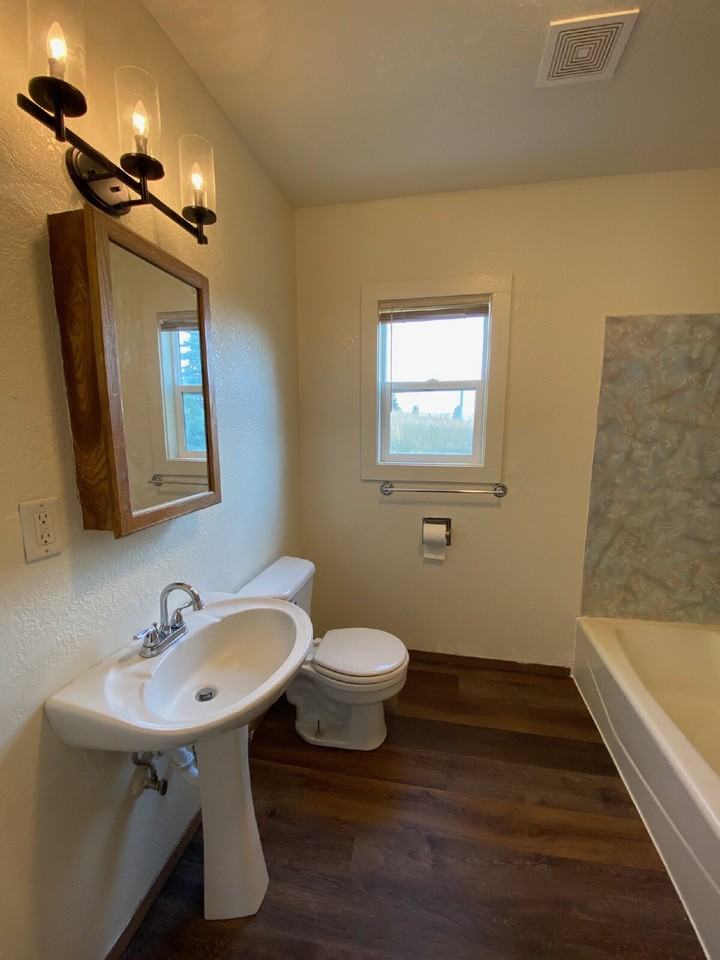 123 Styner Ave Uppr - Photo 5 of 17