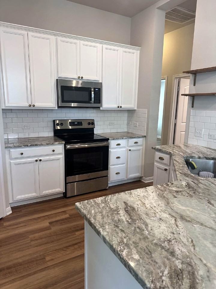 2030 Kathryn Dr - Photo 5 of 13