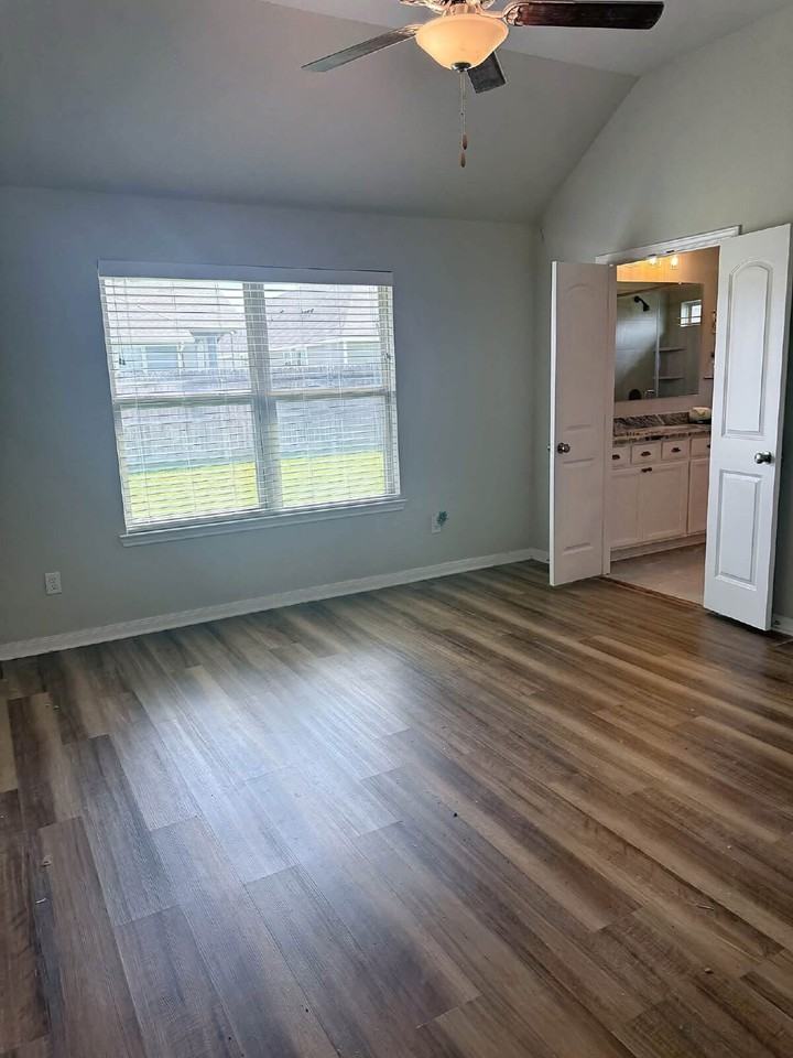 2030 Kathryn Dr - Photo 6 of 13